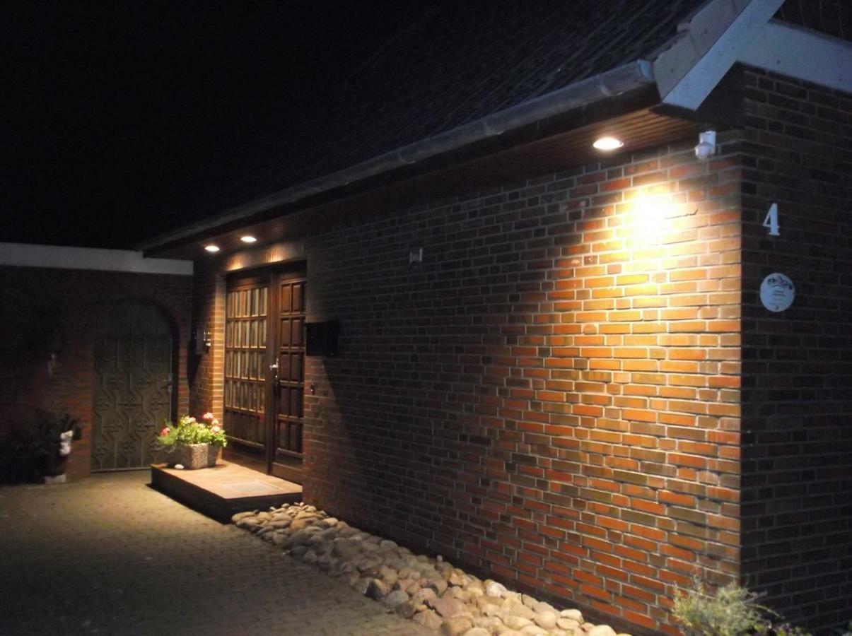 Ferienwohnung Anna Suderstapel エクステリア 写真